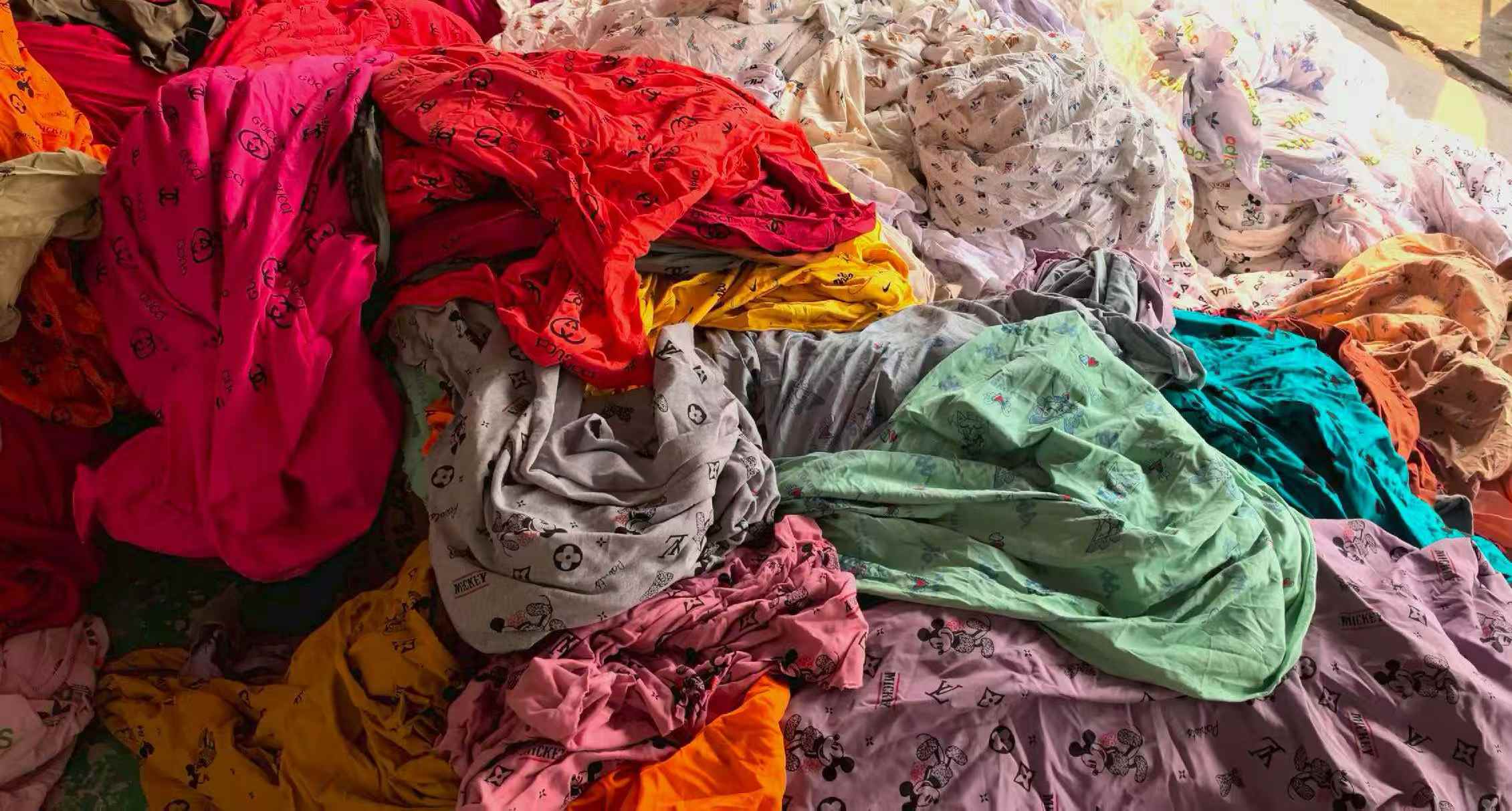 Wholesale bulk cotton spandex fabric scraps, branded stretch knit fabric for loungewear and t-shirts