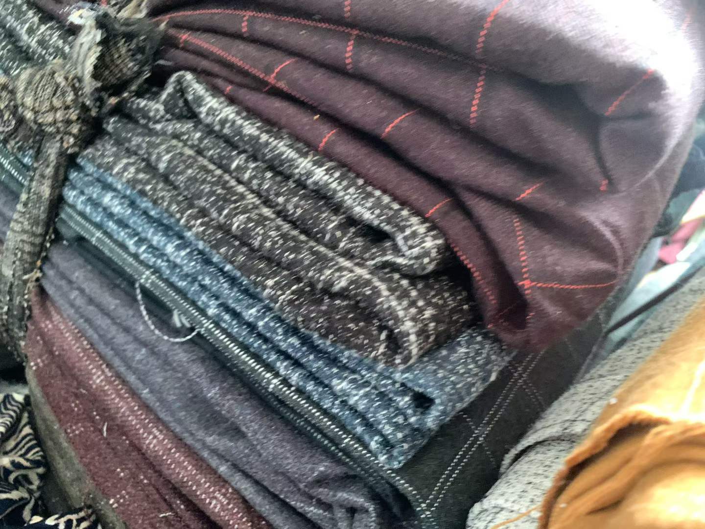 Premium Thick Imported Cashmere Blend Suit Fabric Remnants, High-End Tailoring Samples, 2-10+ Meters, Unique Colors, for Custom Suits, Trousers, Blazers, Wholesale