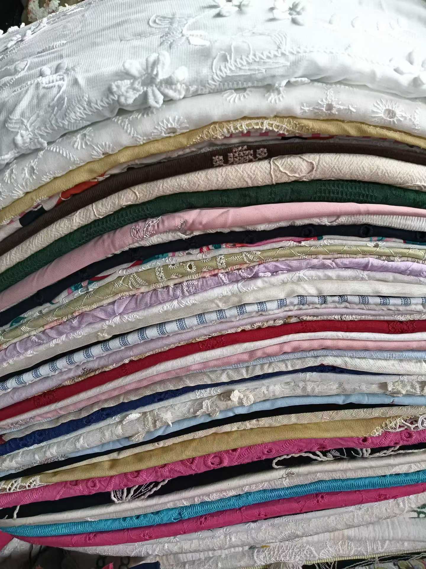Wholesale Kids Cotton Fabric Stocklot | Soft Floral Fabric for Children’s Wear & Home Décor
