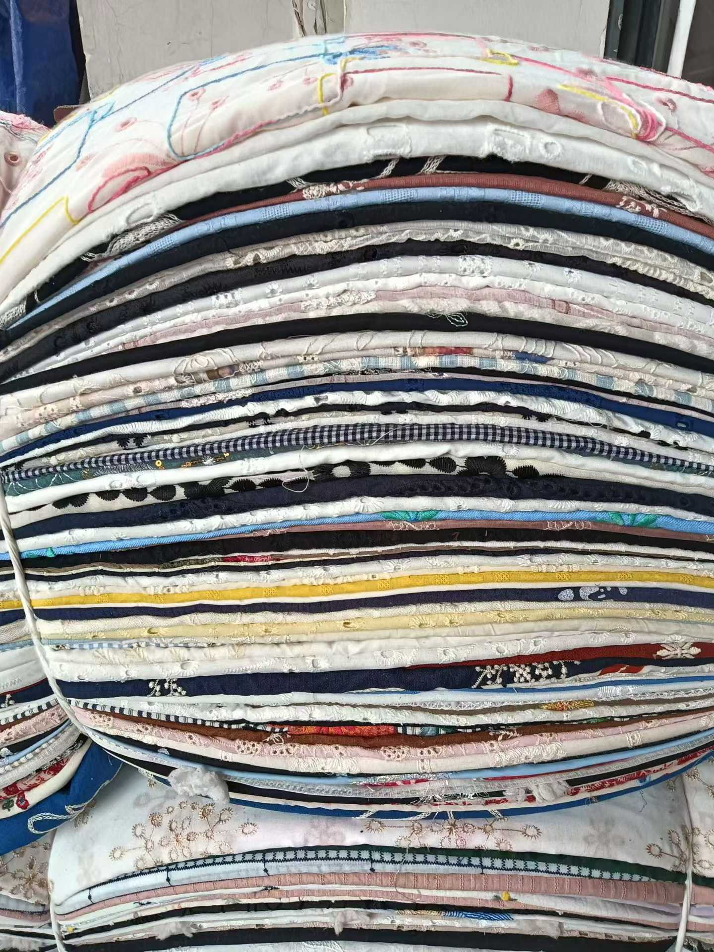 Wholesale Kids Cotton Fabric Stocklot | Soft Floral Fabric for Children’s Wear & Home Décor