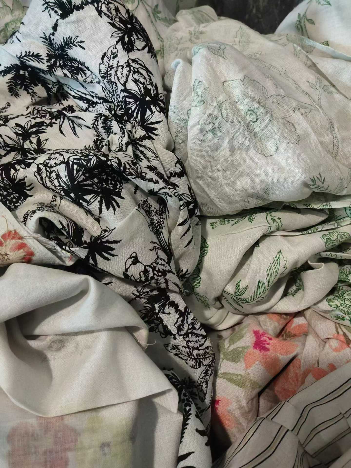 花卉印花棉布库存 | 柔软棉布，适用于时装和家用纺织品