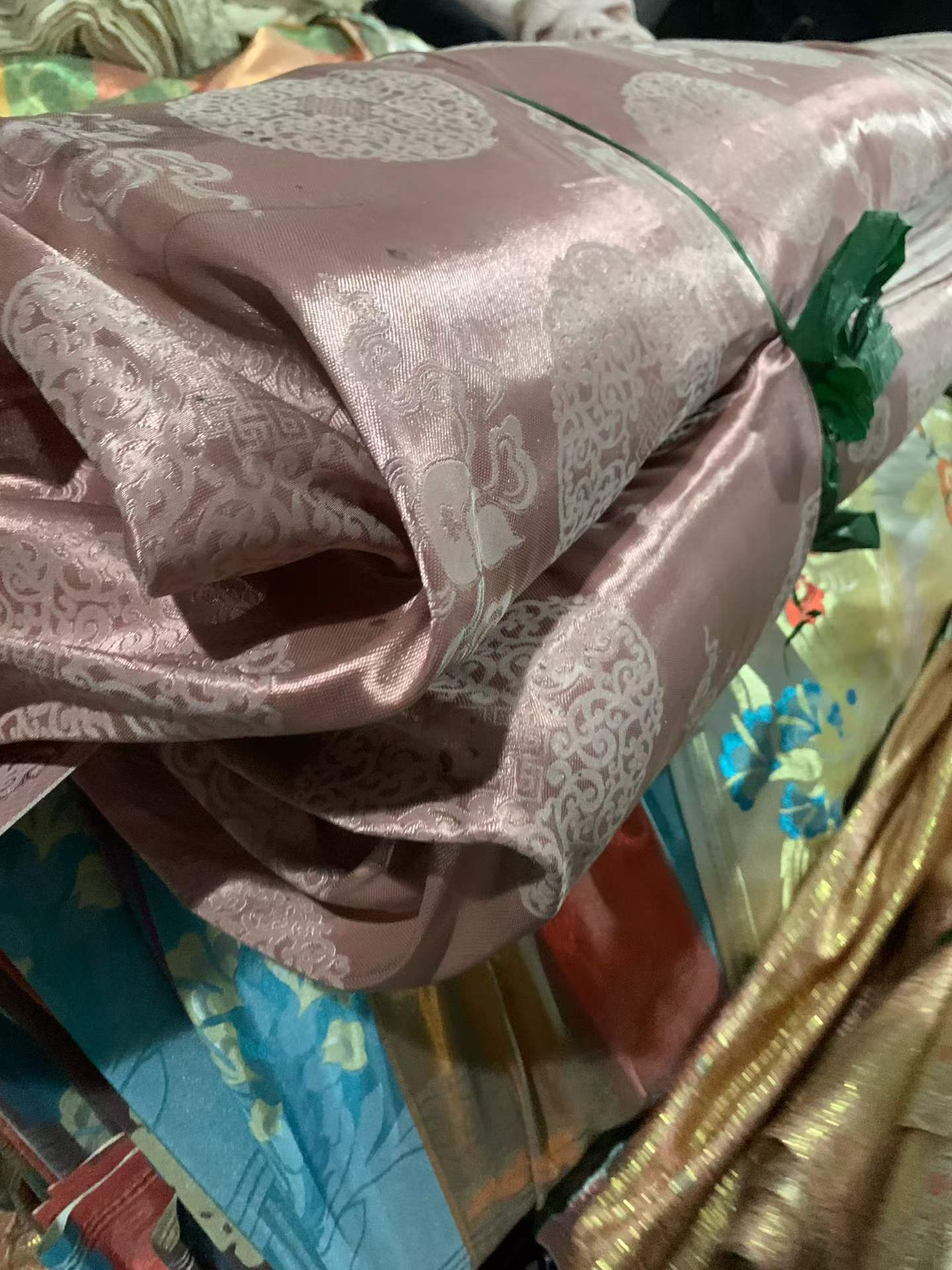 Premium Brocade Satin Fabric Remnants | Traditional Chinese Jacquard Fabric, 20-40m Lengths, 75cm/1.1m/1.5m Widths, for Qipao, Tang Suit, Vest, Wholesale