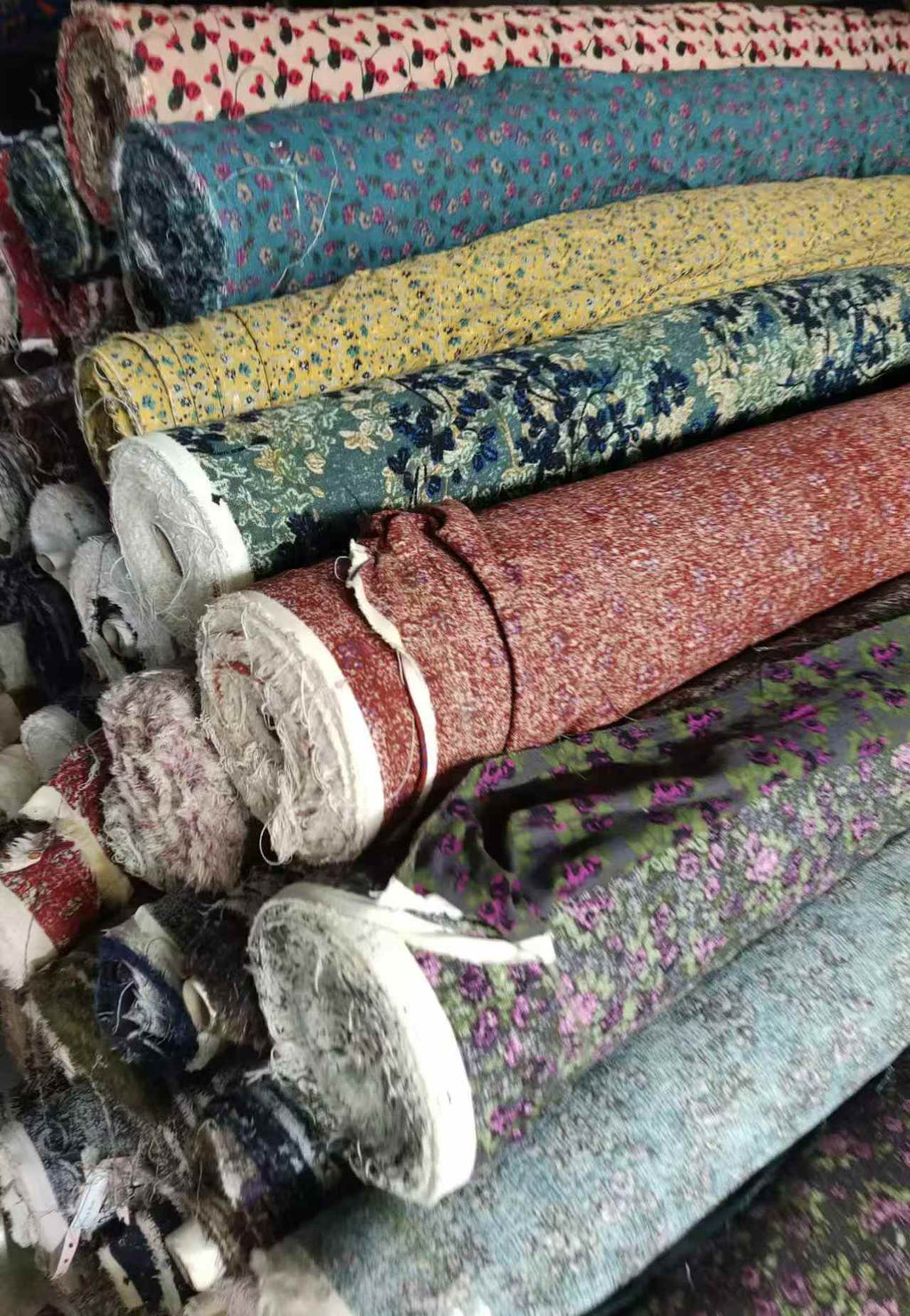 Printed Pure Cotton Linen Fabric Rolls Floral Vintage Style Stock Fabric