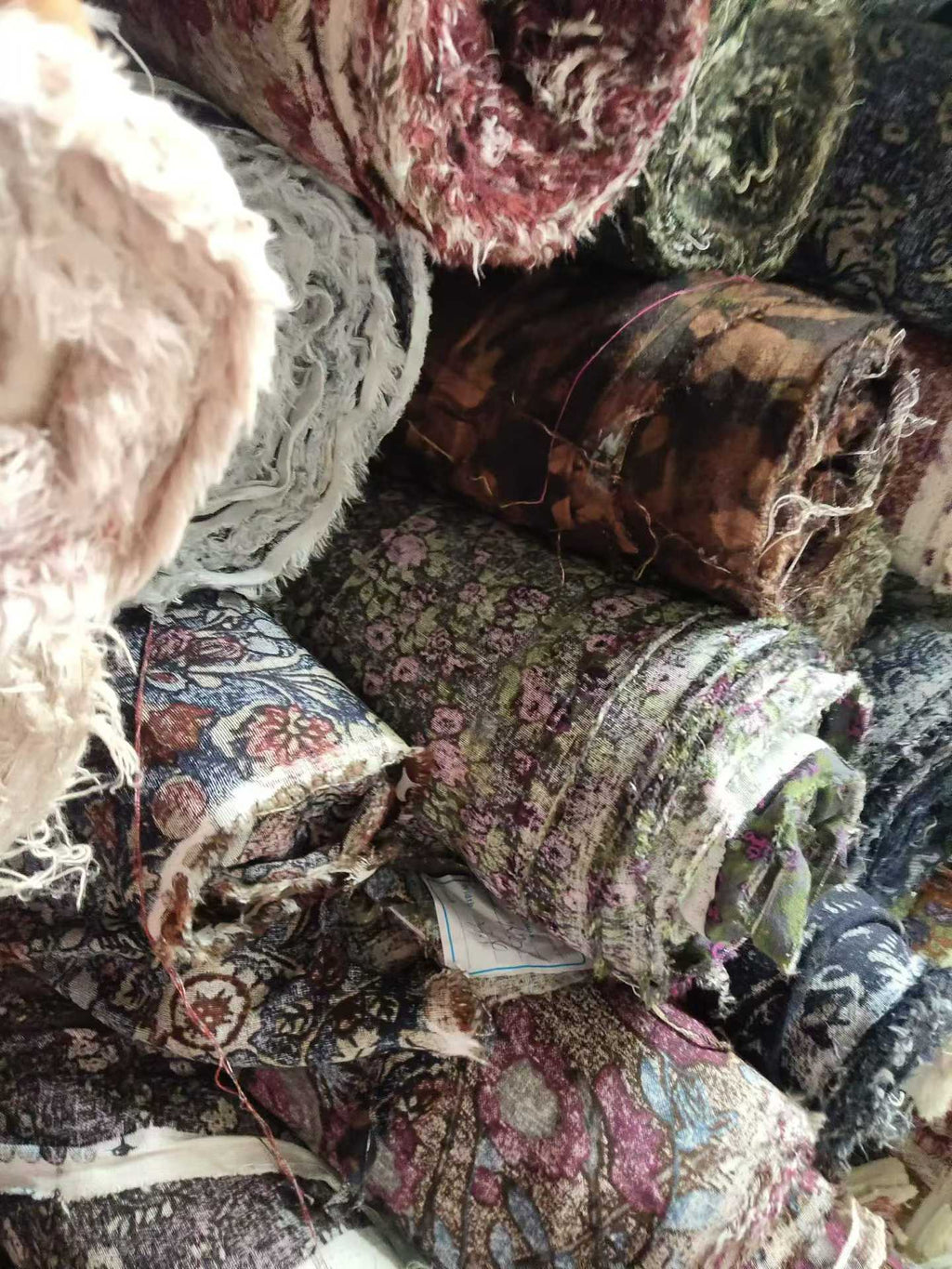 Printed Pure Cotton Linen Fabric Rolls Floral Vintage Style Stock Fabric