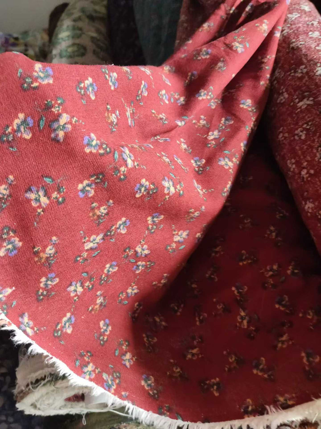 Printed Pure Cotton Linen Fabric Rolls Floral Vintage Style Stock Fabric