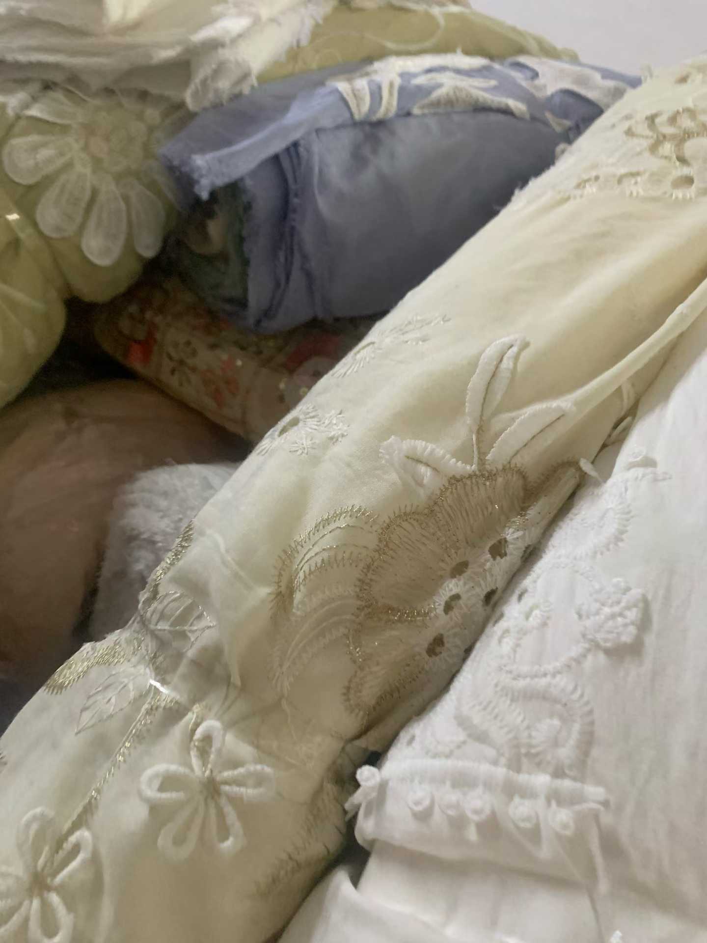 Small Roll Tencel Cotton Embroidery Fabric - 400-500KG Fashion Embroidery Fabric, Unique Patterns