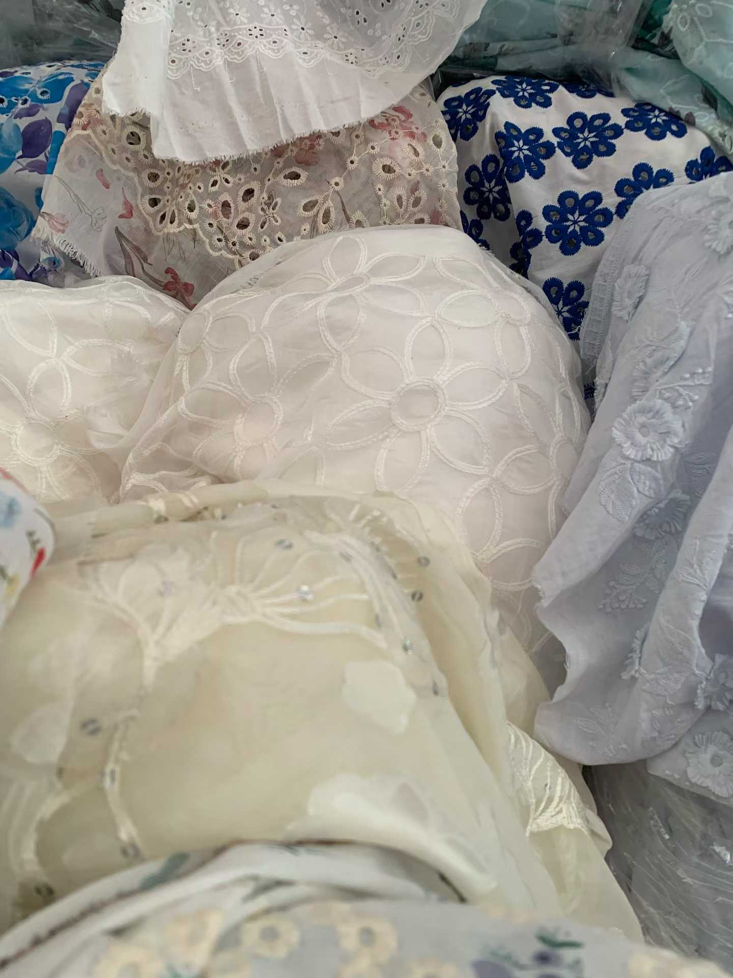 1000KG+ Tencel Cotton Embroidered Fabric - Floral Embroidery Fabric Rolls for Fashion & Hanfu