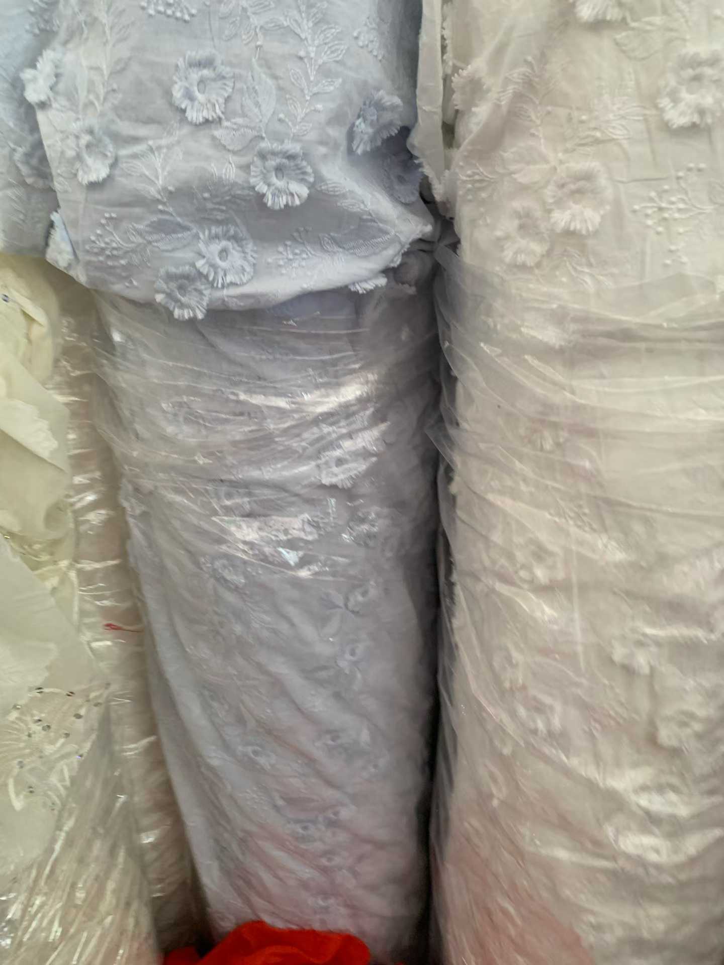 1000KG+ Tencel Cotton Embroidered Fabric - Floral Embroidery Fabric Rolls for Fashion & Hanfu