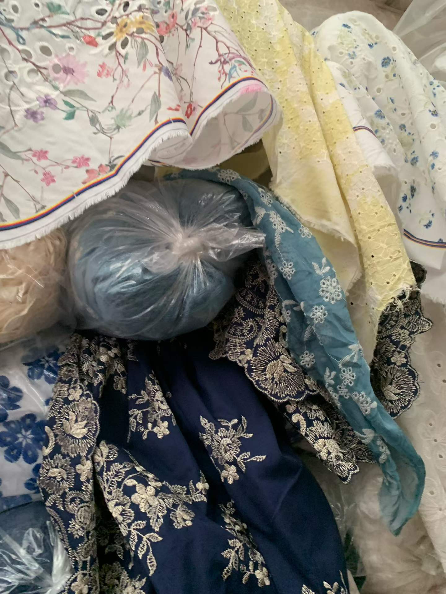 1000KG+ Tencel Cotton Embroidered Fabric - Floral Embroidery Fabric Rolls for Fashion & Hanfu