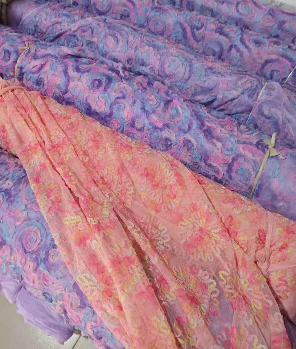 10-20kg/Roll Colorful Raised Floral Mesh Fabric - Shimmering Tulle Fabric for Women's Dresses