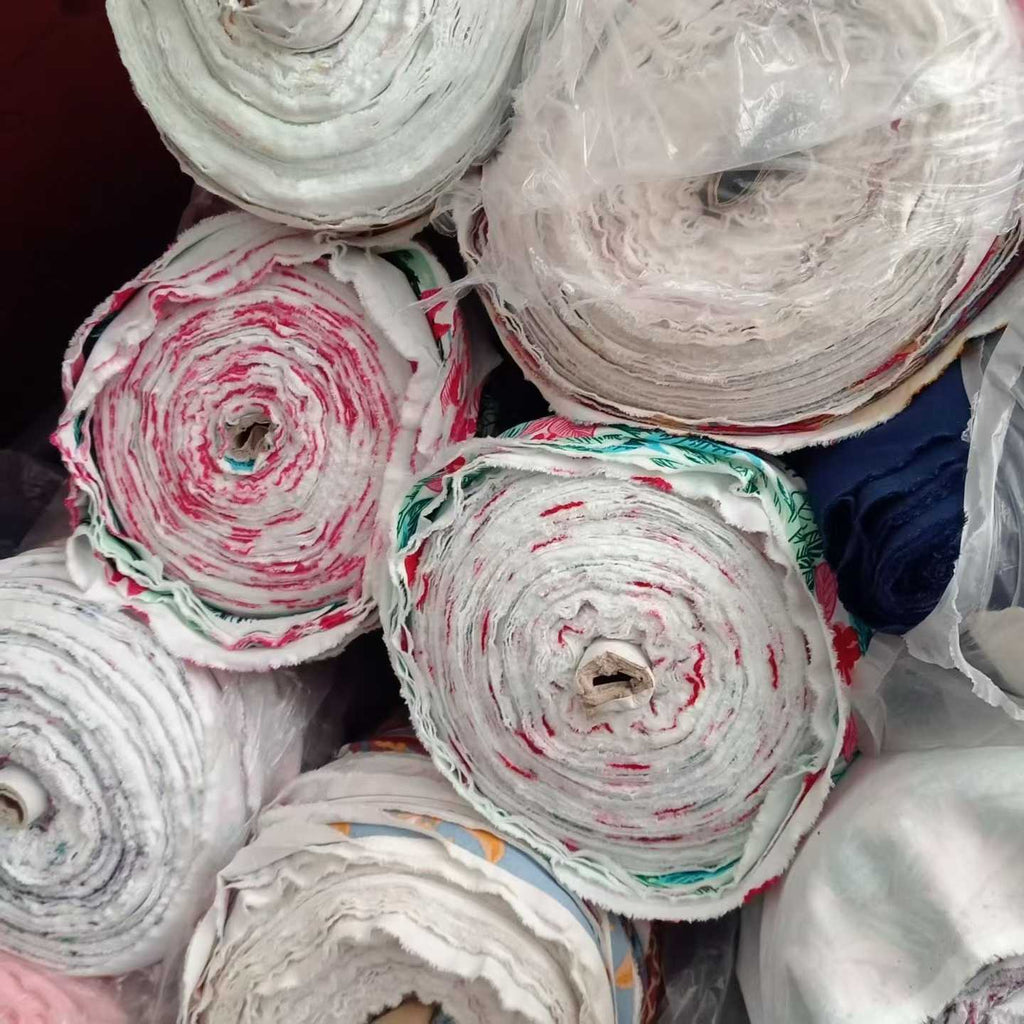 1200斤 Floral Cotton Roma Knit Fabric - Soft & Breathable Stretch Cotton Fabric Rolls