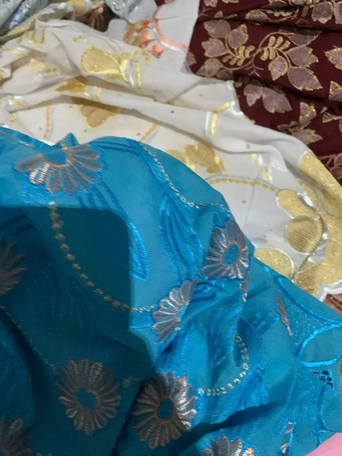 加厚凸纹刺绣棉布碎料 | 服装、工艺品和缝纫项目散装用