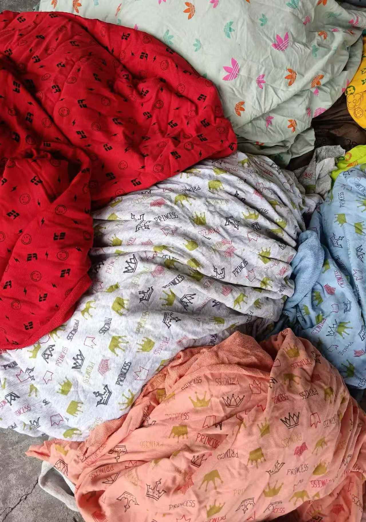 Brushed Cotton Jersey Fabric Wholesale Supplier | Stock Knit Cotton Fabric Rolls Printed Pajama Fabric Bulk Sale
