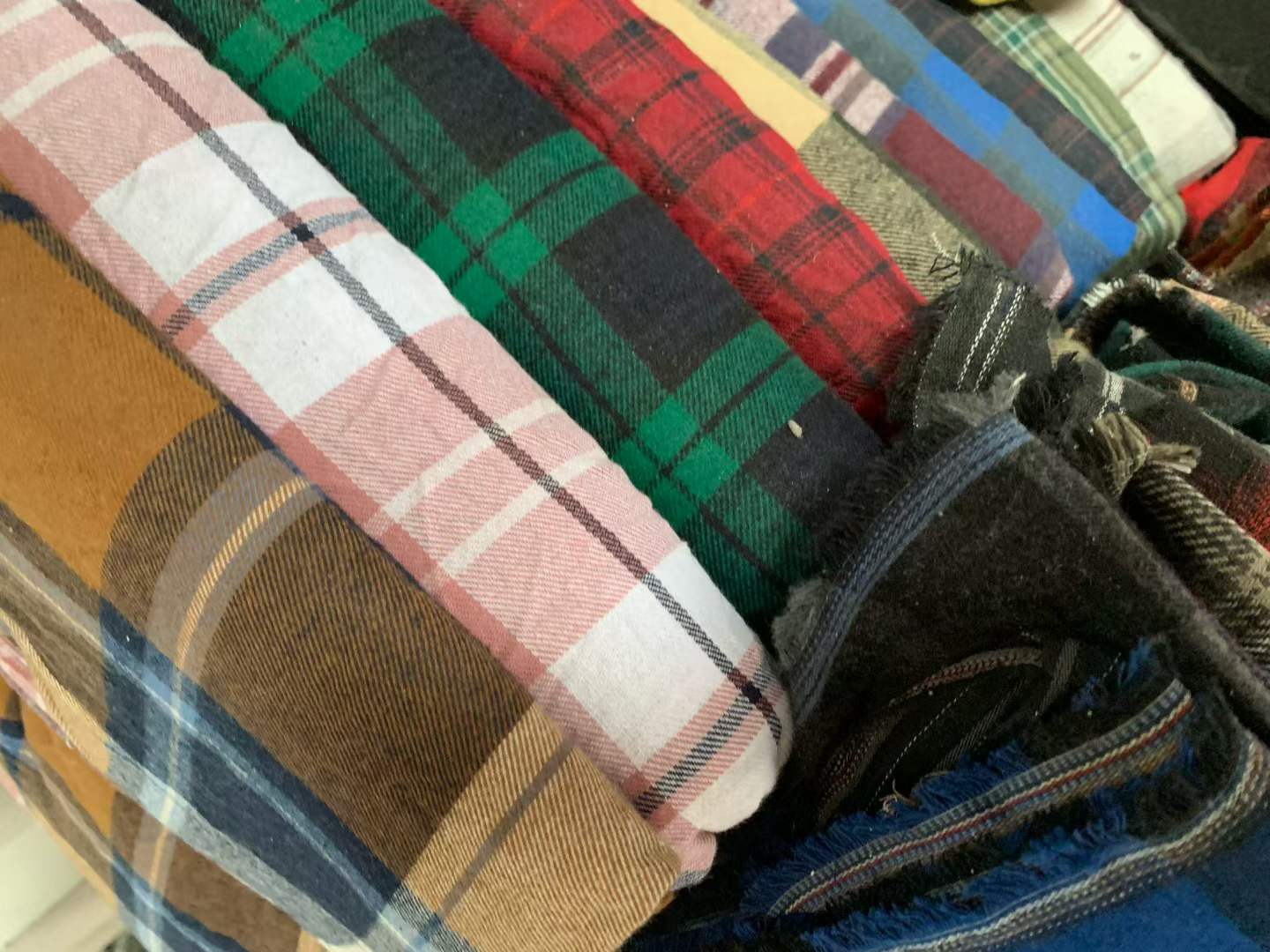 厚格纹纯棉拉绒边角料 | 批量法兰绒，适用于衬衫、家居服和休闲装