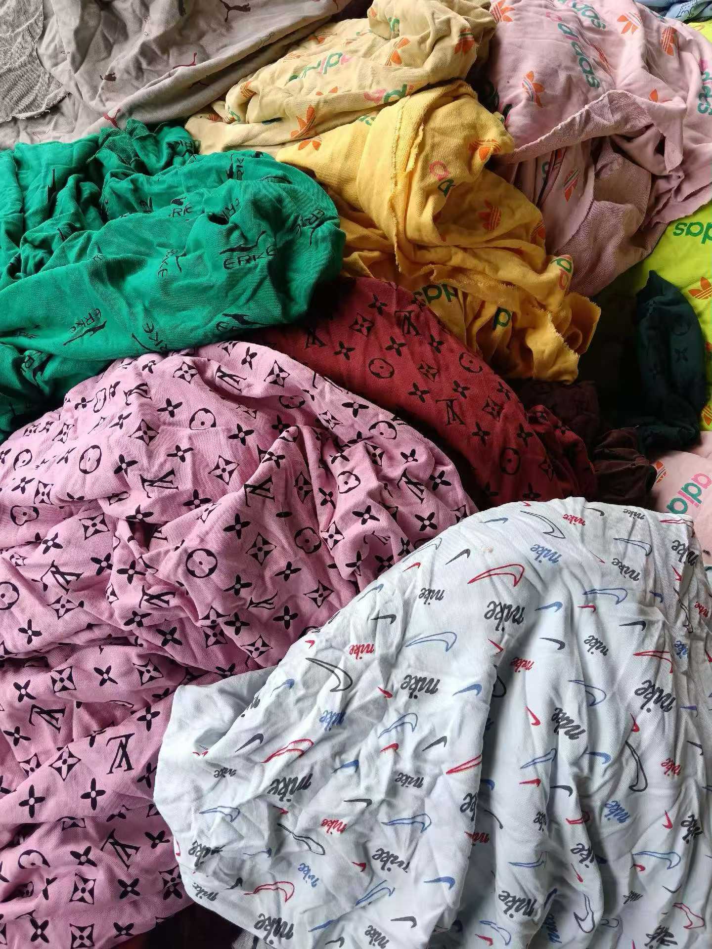 Brushed Cotton Jersey Fabric Wholesale Supplier | Stock Knit Cotton Fabric Rolls Printed Pajama Fabric Bulk Sale