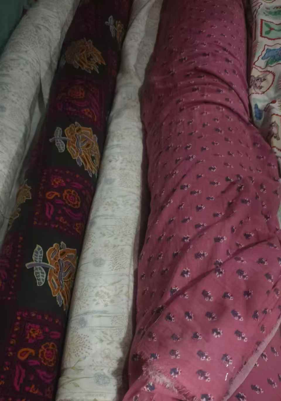 Floral Double Gauze Fabric | Soft Breathable Cotton for Baby Blankets, Loungewear & Wholesale