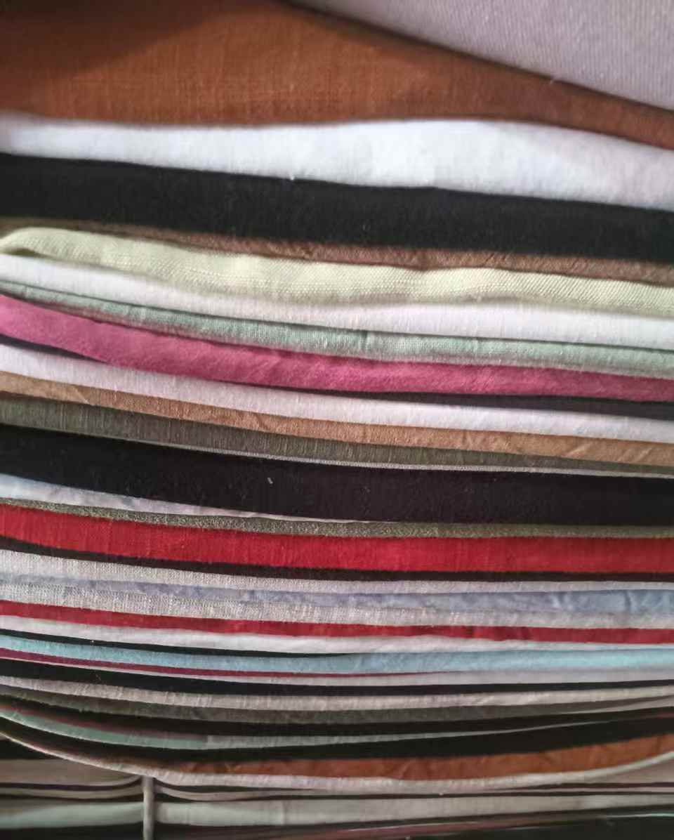 Colored Linen Fabric Wholesale Stock Lots | Linen Fabric Rolls Bulk Supplier Mixed Dyed Linen Cotton Fabric
